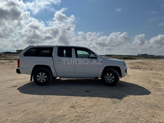 Volkswagen Amarok-18
