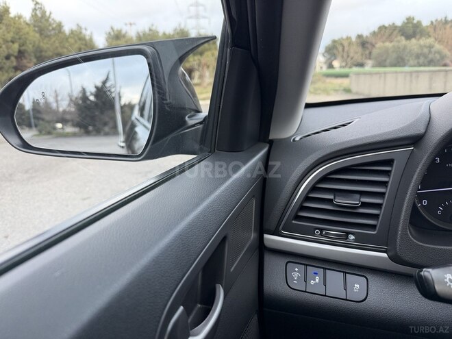 Hyundai Elantra 2017, 128,000 km - 2.0 l - Bakı