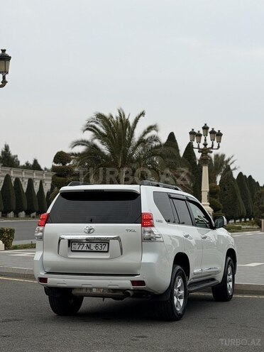 Toyota Land Cruiser Prado-6