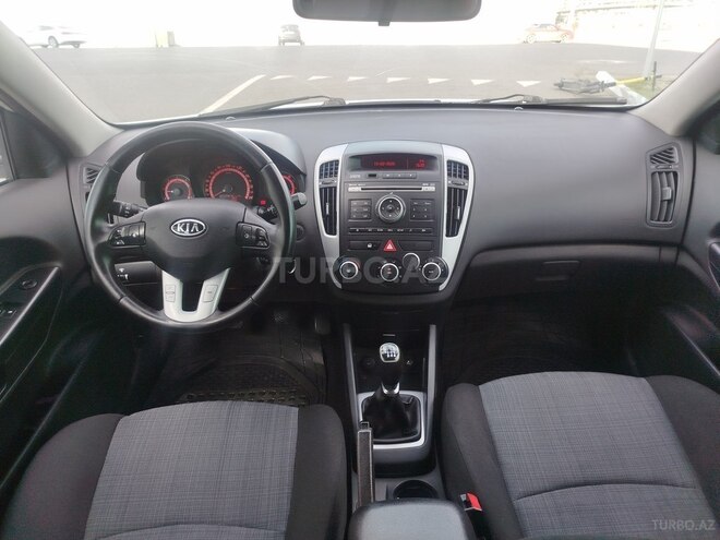 Kia  2010, 226,000 km - 1.6 l - Bakı