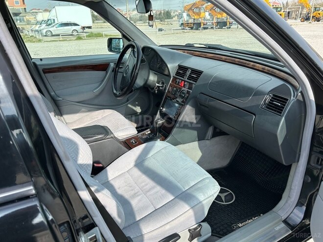 Mercedes C 240 1997, 285,476 km - 2.4 л - Bakı