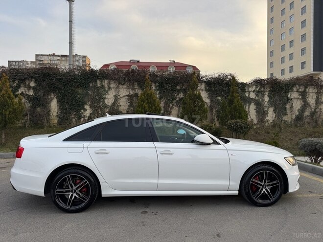 Audi A6-10