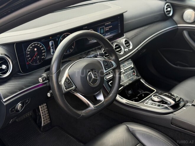 Mercedes E 220 d-8