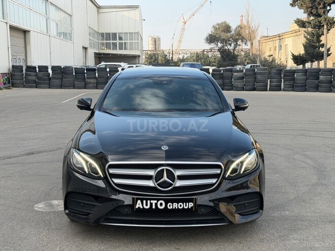 Mercedes E 220 d-1