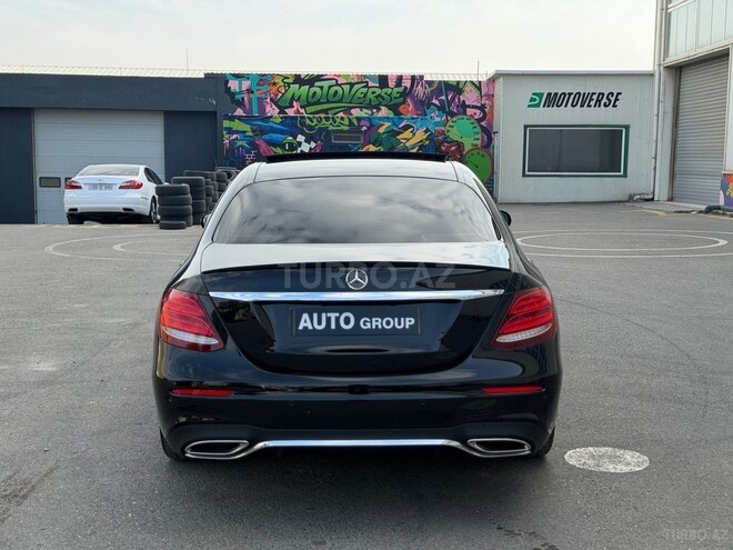Mercedes E 220 d-5