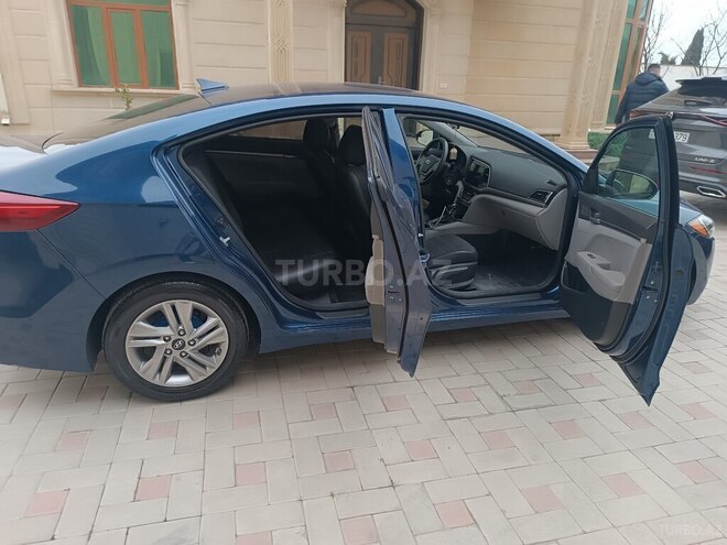 Hyundai Elantra 2016, 137,760 km - 2.0 l - Bakı