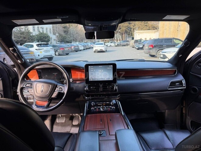 Lincoln Navigator-19