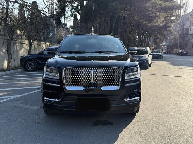 Lincoln Navigator-1
