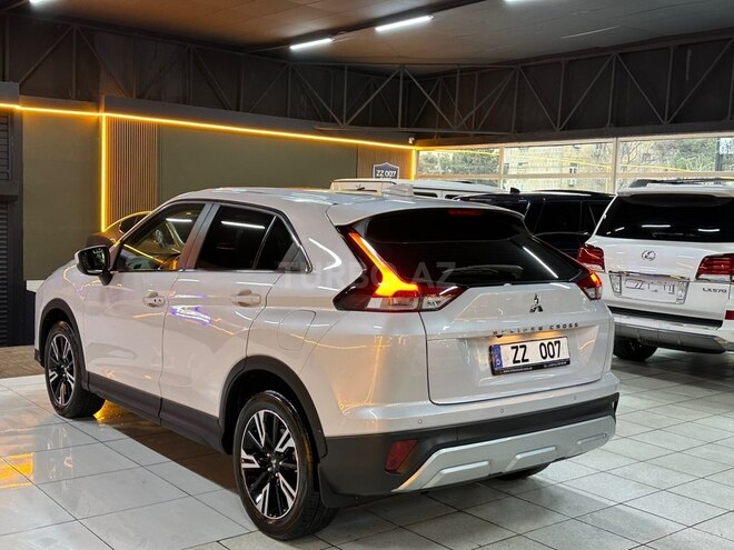 Mitsubishi Eclipse Cross-8