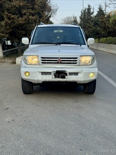 Mitsubishi Pajero io 1999, 339,000 km - 1.8 л - Bakı