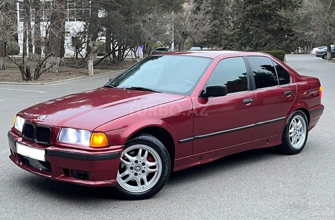 BMW 318 1992, 215,423 km - 1.8 л - Bakı