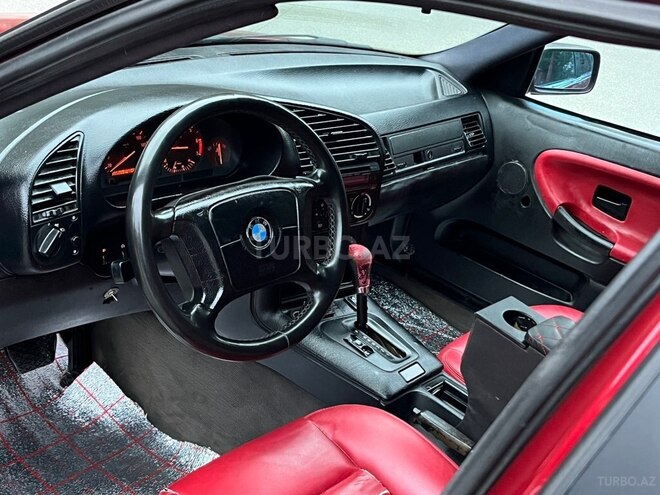 BMW 318 1992, 215,423 km - 1.8 л - Bakı