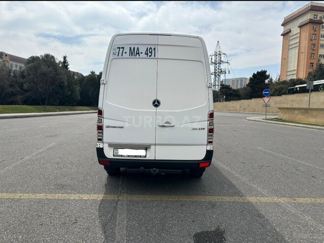 Mercedes Sprinter 210-2