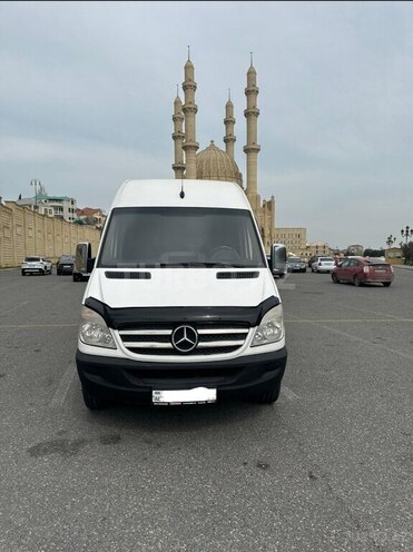 Mercedes Sprinter 210-1