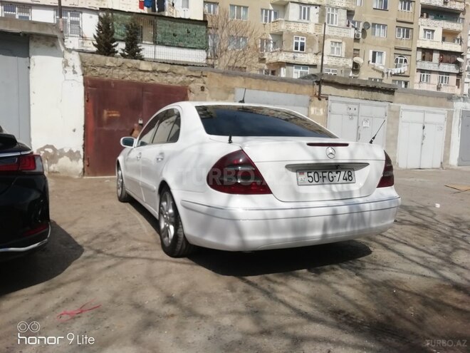 Mercedes E 220-6