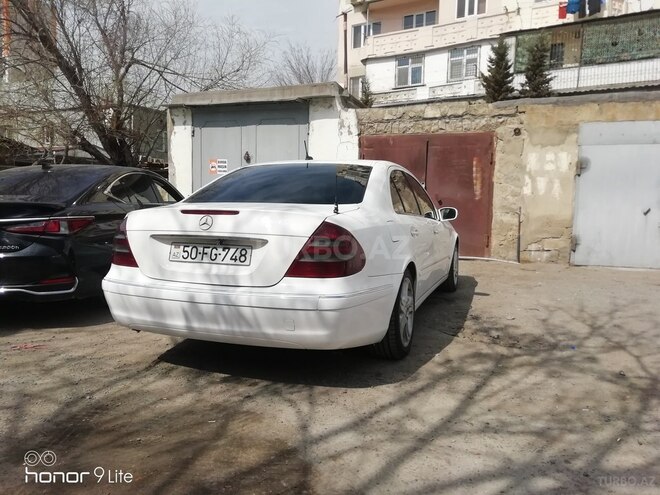 Mercedes E 220-5