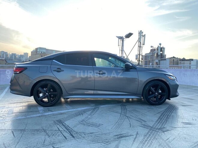 Nissan Sentra-3