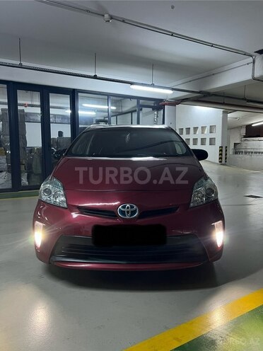 Toyota Prius-2