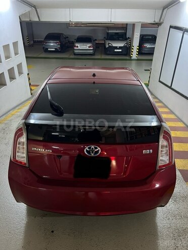 Toyota Prius-6