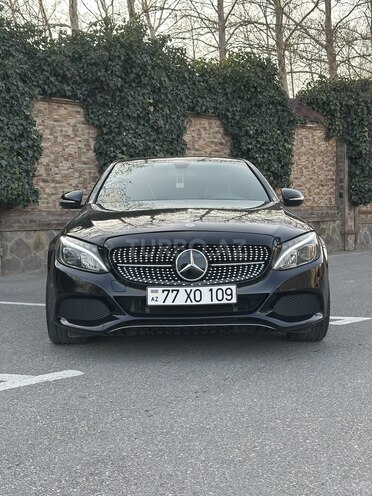 Mercedes C 300 4MATIC 2015, 199,000 km - 2.0 l - Bakı