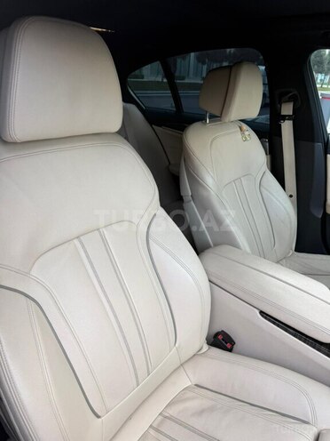 BMW 530-17
