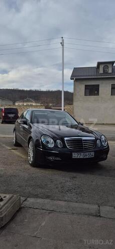 Mercedes E 220-12