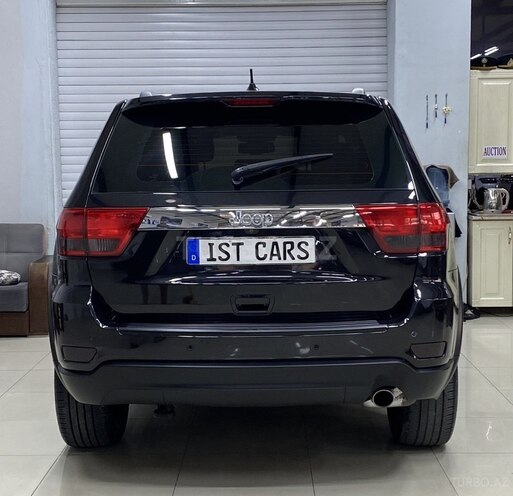 Jeep Grand Cherokee-9