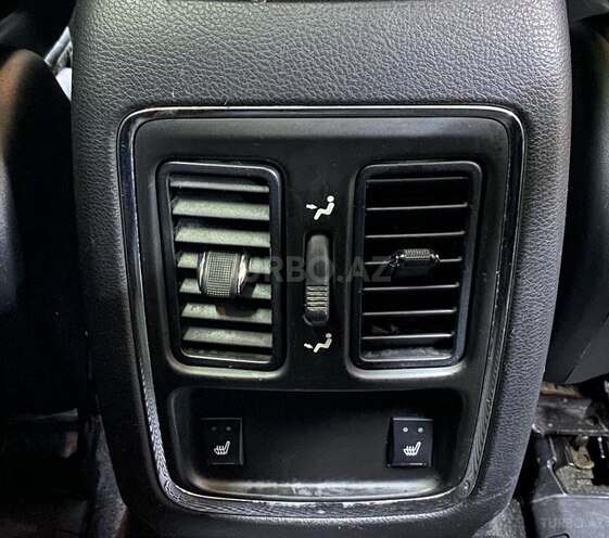 Jeep Grand Cherokee-21