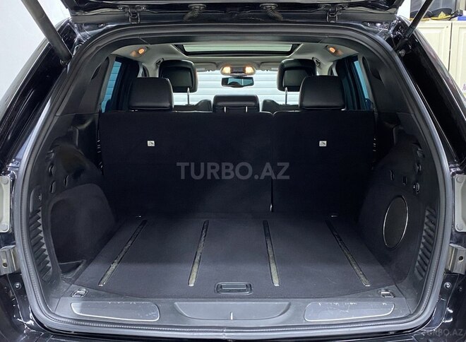 Jeep Grand Cherokee-19