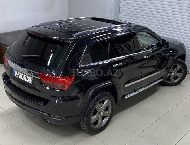 Jeep Grand Cherokee-14