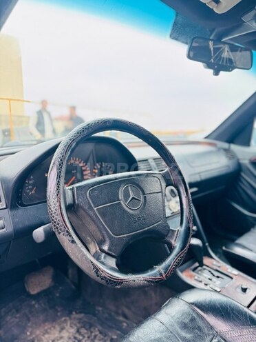 Mercedes C 180-6