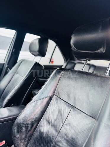 Mercedes C 180-9