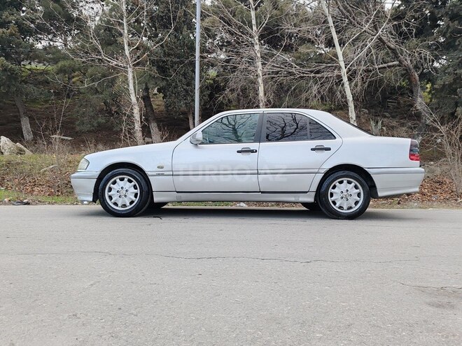 Mercedes C 180 1997, 372,000 km - 1.8 l - Bakı