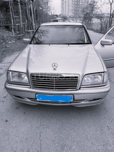 Mercedes C 180 1997, 372,000 km - 1.8 l - Bakı