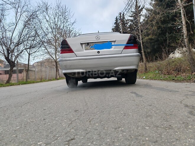 Mercedes C 180 1997, 372,000 km - 1.8 l - Bakı