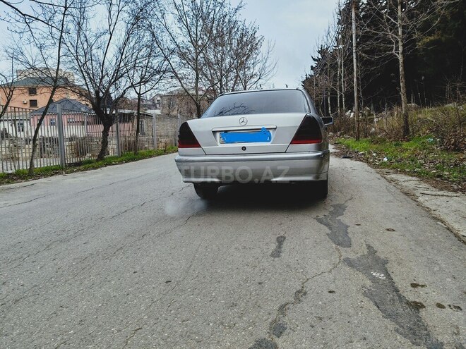 Mercedes C 180 1997, 372,000 km - 1.8 l - Bakı