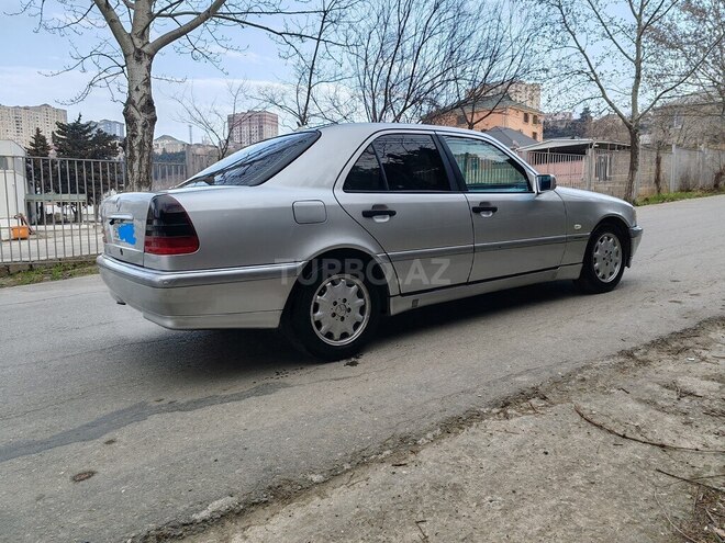 Mercedes C 180 1997, 372,000 km - 1.8 l - Bakı