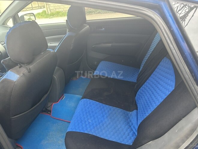 Toyota Prius-4
