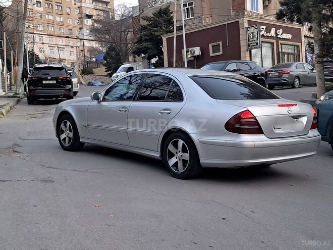 Mercedes E 220 2002, 370,000 km - 2.2 l - Bakı