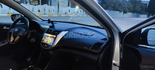 Hyundai Accent 2014, 378,000 km - 1.4 l - Bakı