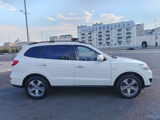 Hyundai Santa Fe-3