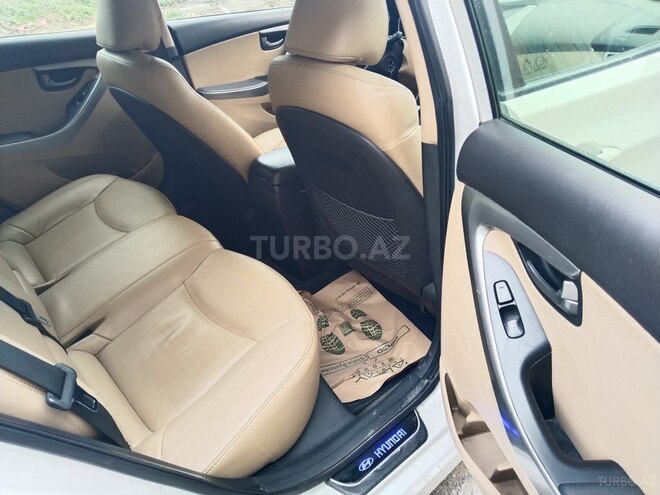 Hyundai Elantra 2013, 284,854 km - 1.8 l - Bakı