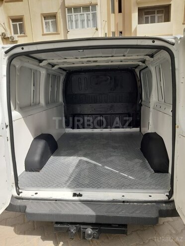 Ford Transit-2