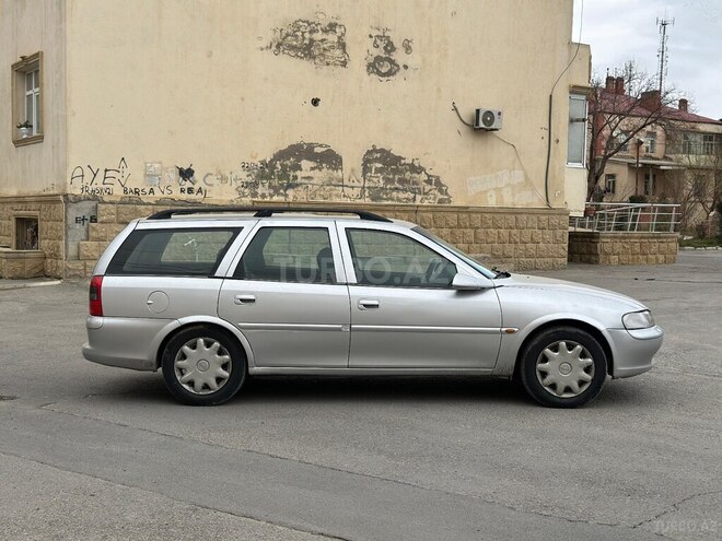 Opel Vectra 1998, 250,000 km - 1.8 l - Bakı