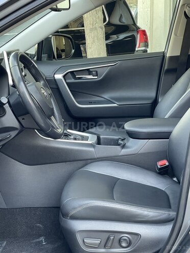 Toyota RAV4 2022, 62,000 km - 2.0 l - Bakı
