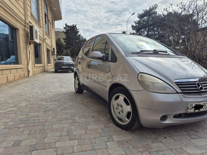 Mercedes A 160 2001, 232,000 km - 1.6 l - Bakı