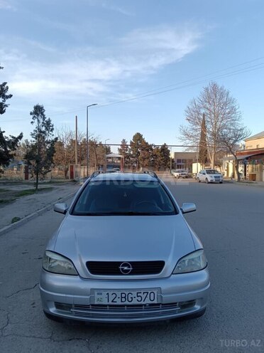Opel Astra-1