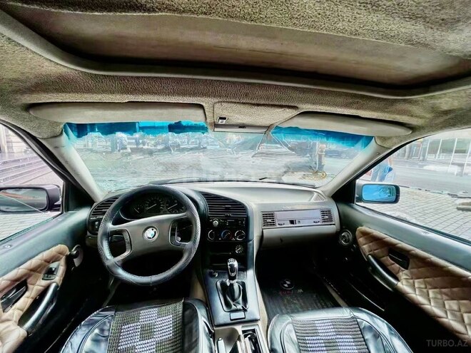 BMW 318-4