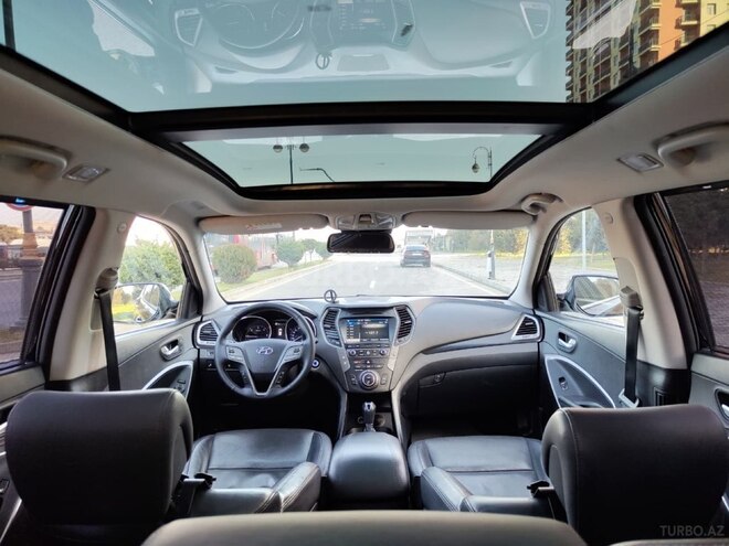 Hyundai Santa Fe-16