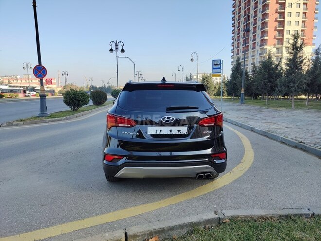 Hyundai Santa Fe-10